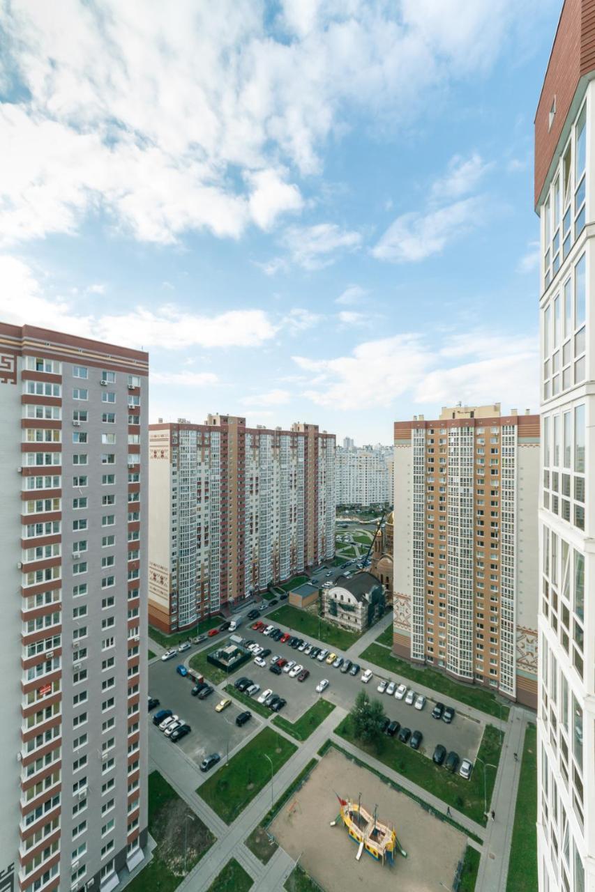 Poznyaky Apartments Patriotika Киев Экстерьер фото