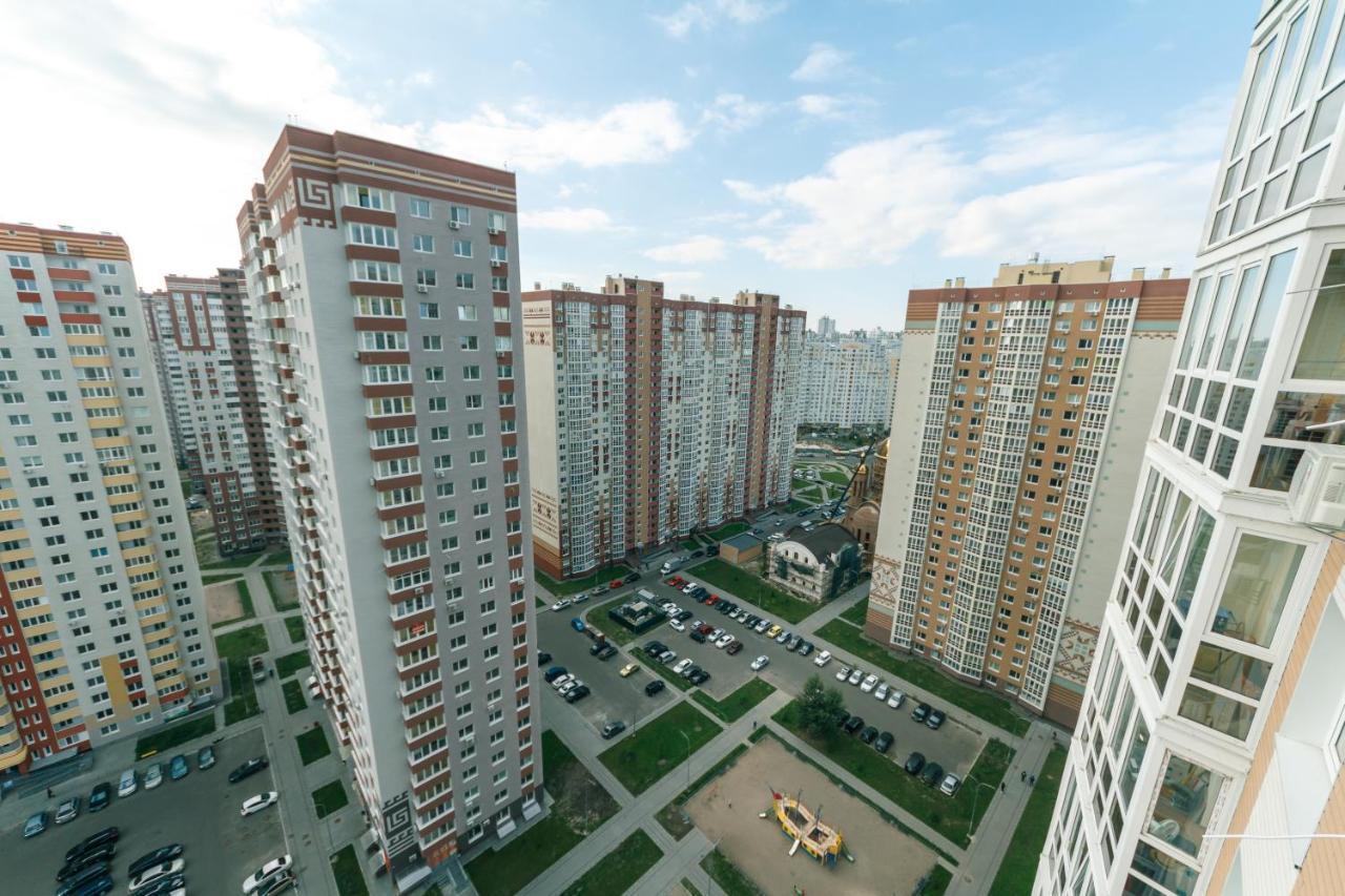 Poznyaky Apartments Patriotika Киев Экстерьер фото